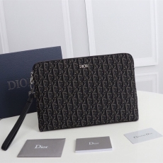 Christian Dior Clutch Bags